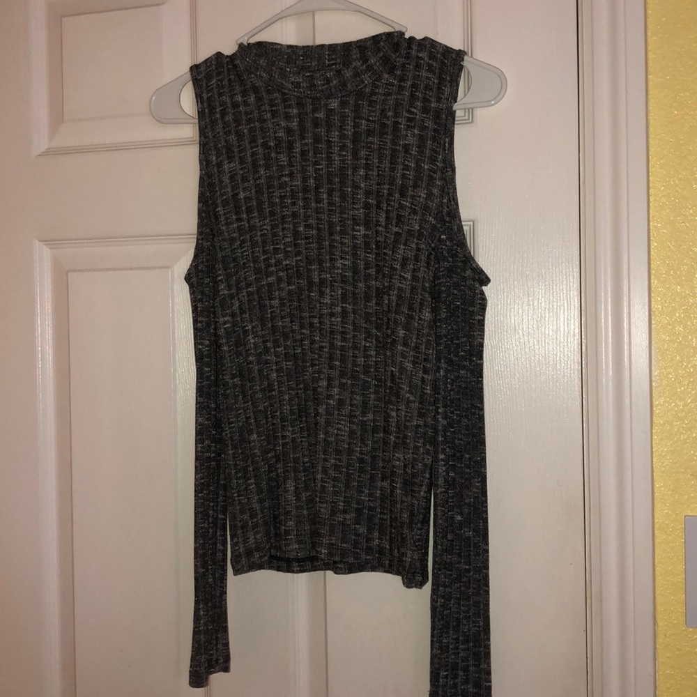 American Eagle Charcoal long sleeve mockneck